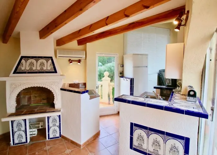 Don Quijote Se By Carlosferien Villa *